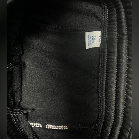 Black Old Navy Active Pants, Boys size Small (6-7), never worn - Picture 3 of 4